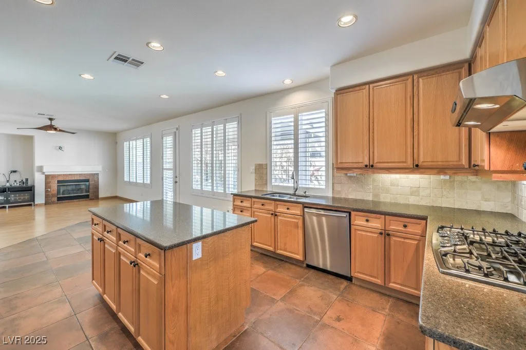 2374 Thayer, Henderson, NV 89074