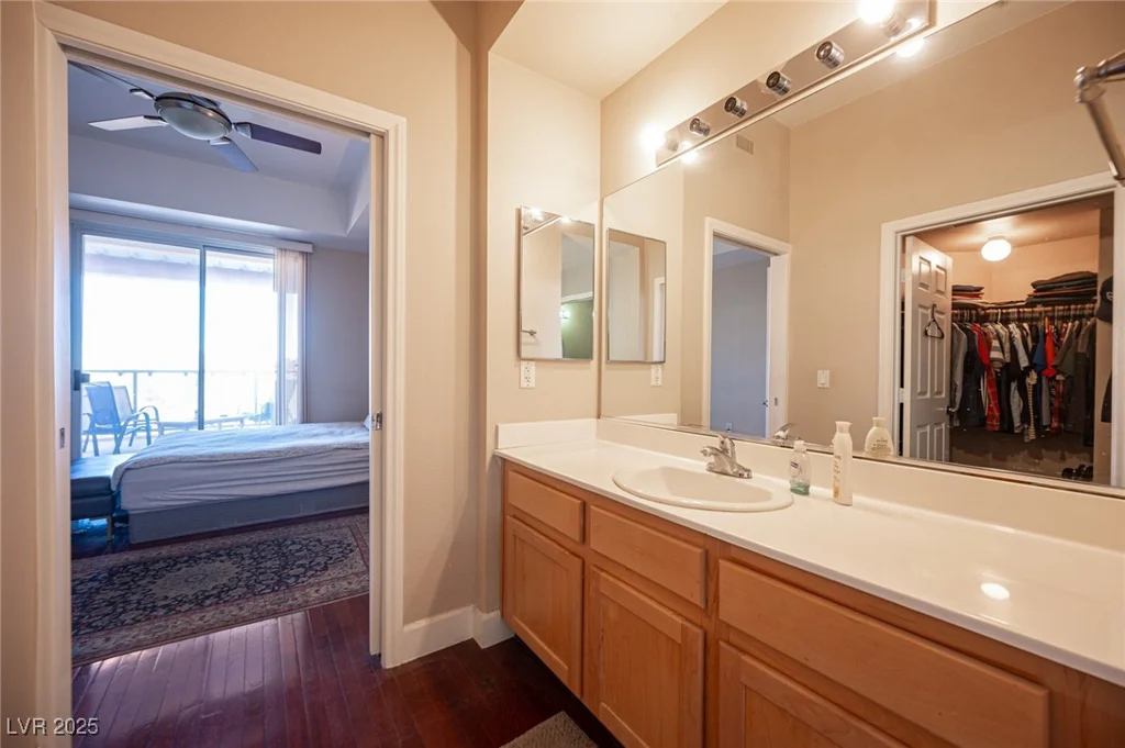 79 Agate, Las Vegas, NV 89123