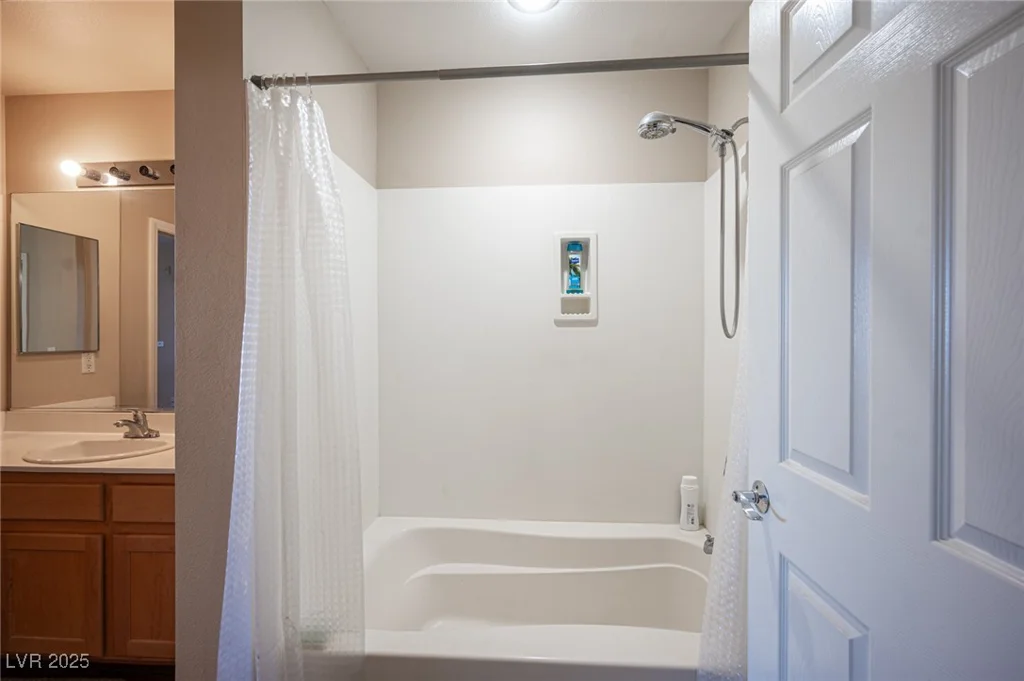 79 Agate, Las Vegas, NV 89123