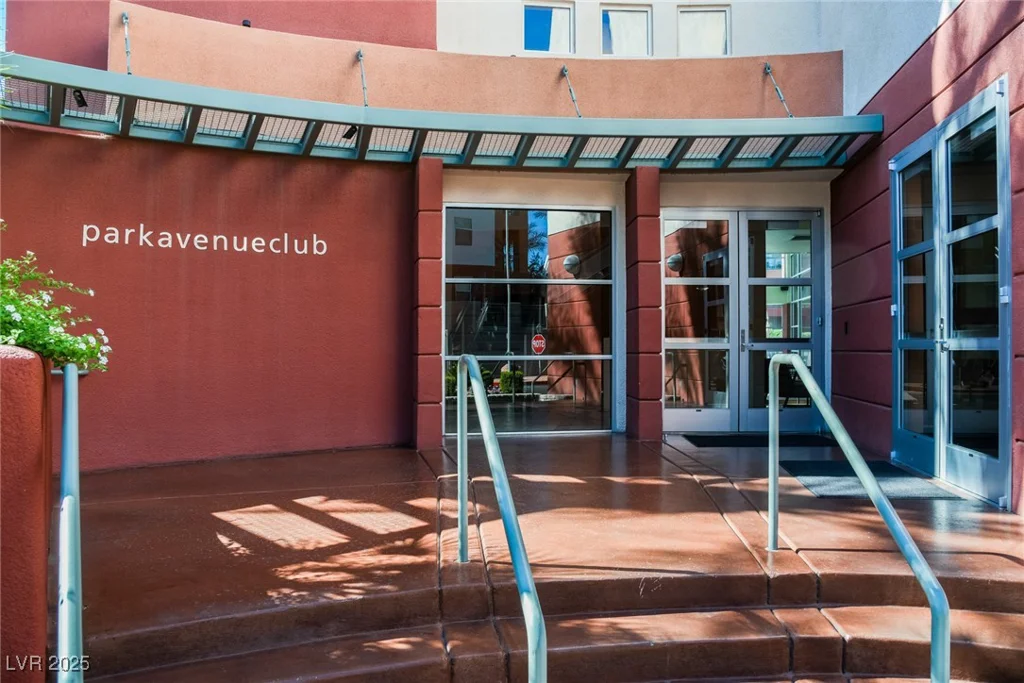 79 Agate, Las Vegas, NV 89123