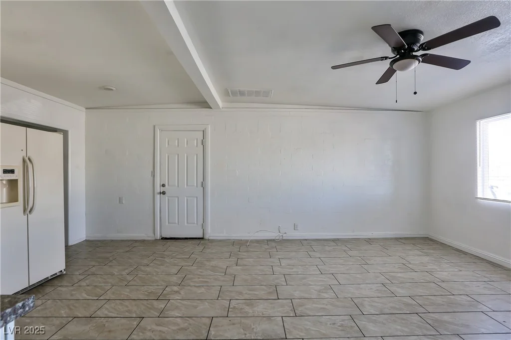 1605 OAKWOOD, North Las Vegas, NV 89030