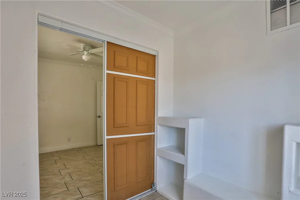 1605 OAKWOOD, North Las Vegas, NV 89030