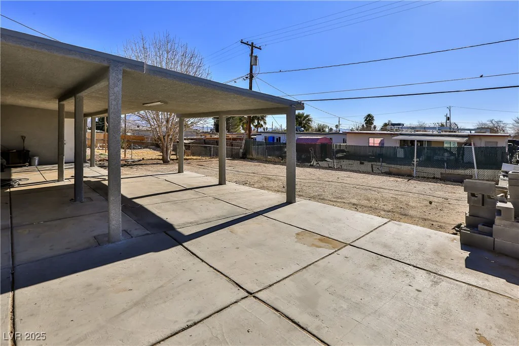1605 OAKWOOD, North Las Vegas, NV 89030