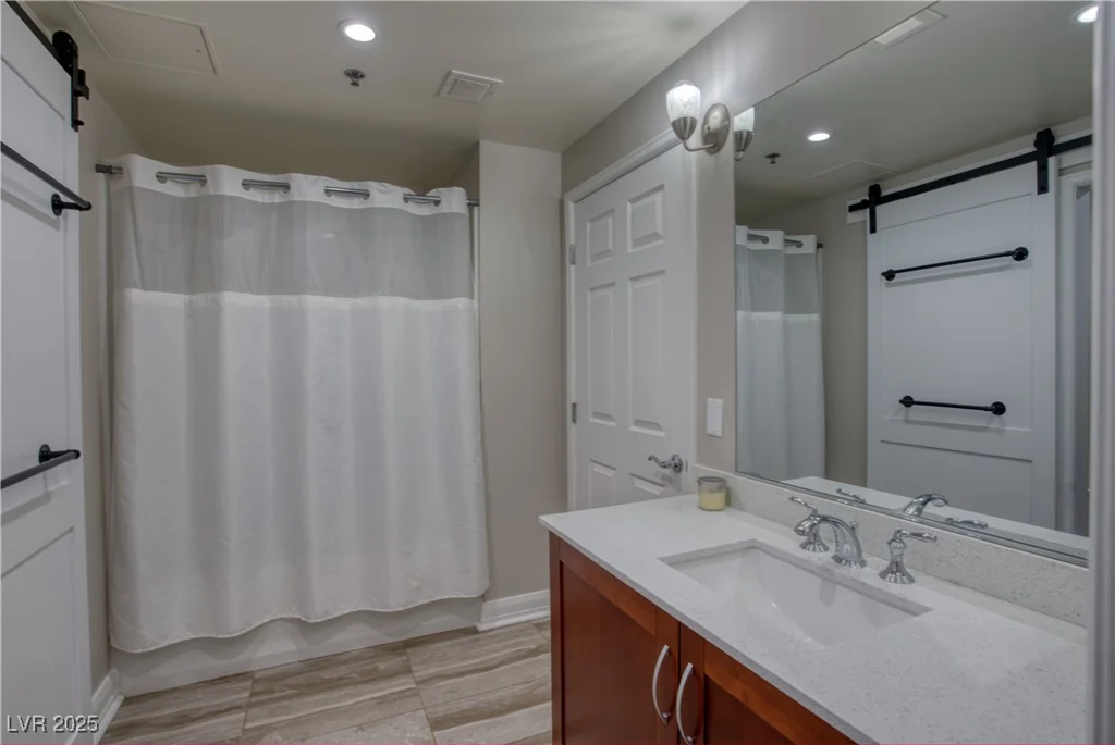 150 Las Vegas, Las Vegas, NV 89101