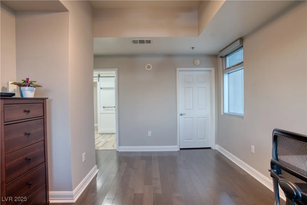 150 Las Vegas, Las Vegas, NV 89101