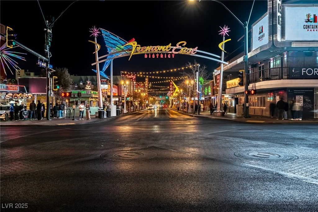 150 Las Vegas, Las Vegas, NV 89101