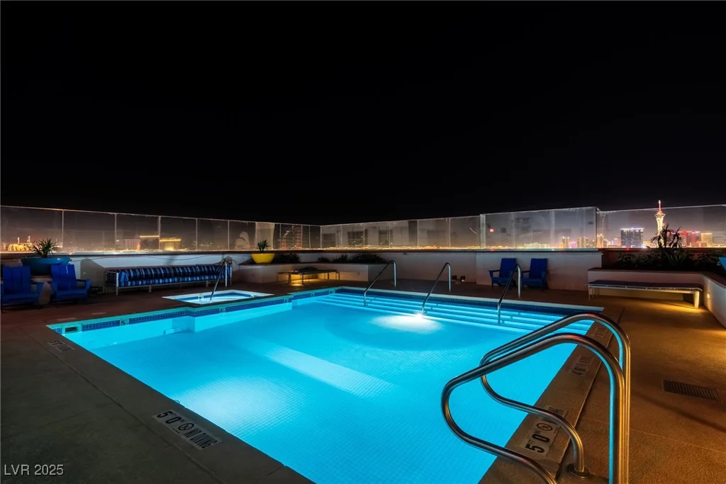 150 Las Vegas, Las Vegas, NV 89101
