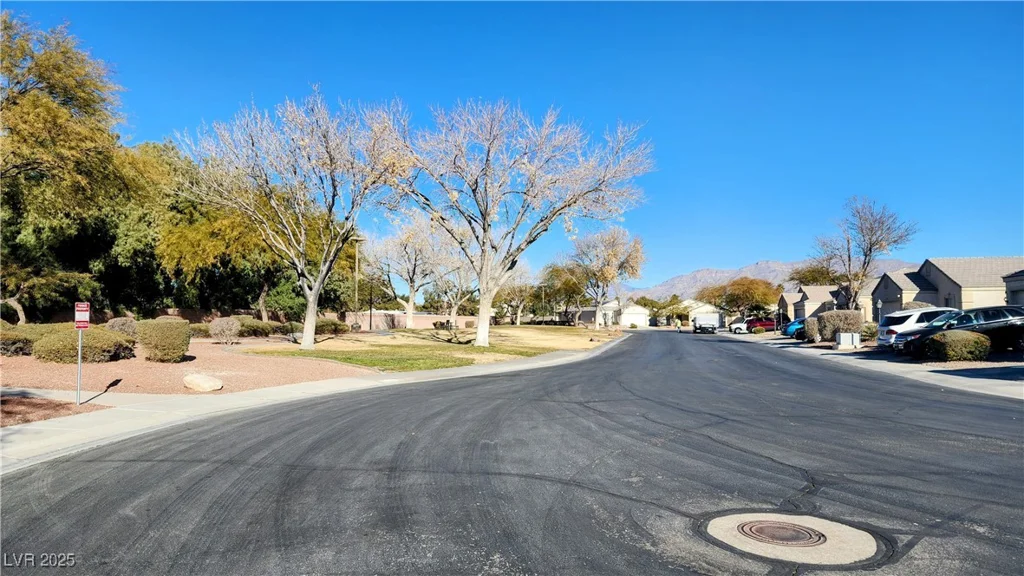 5633 Bridgehampton, Las Vegas, NV 89130