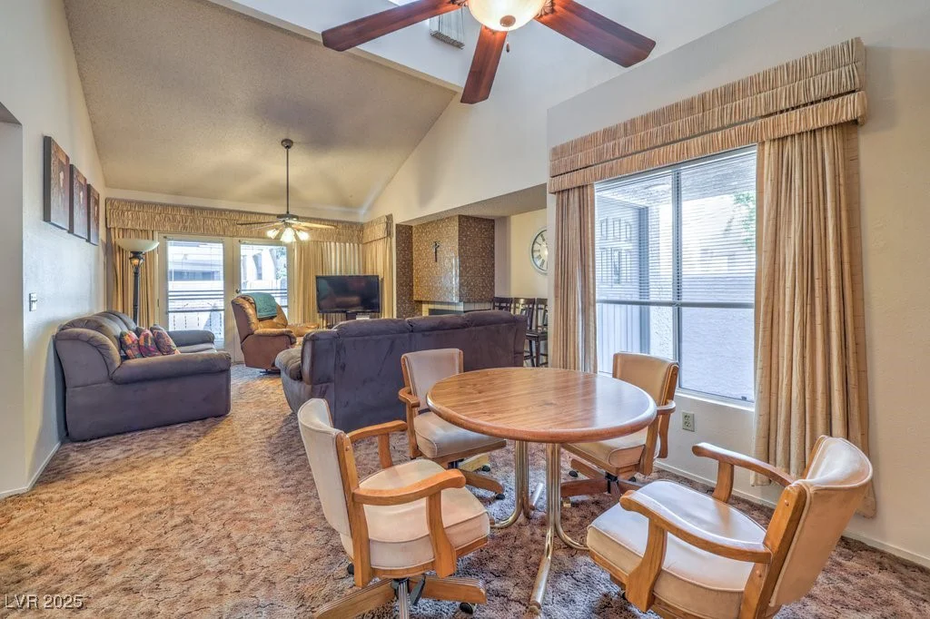 5655 Vineyard, Las Vegas, NV 89110