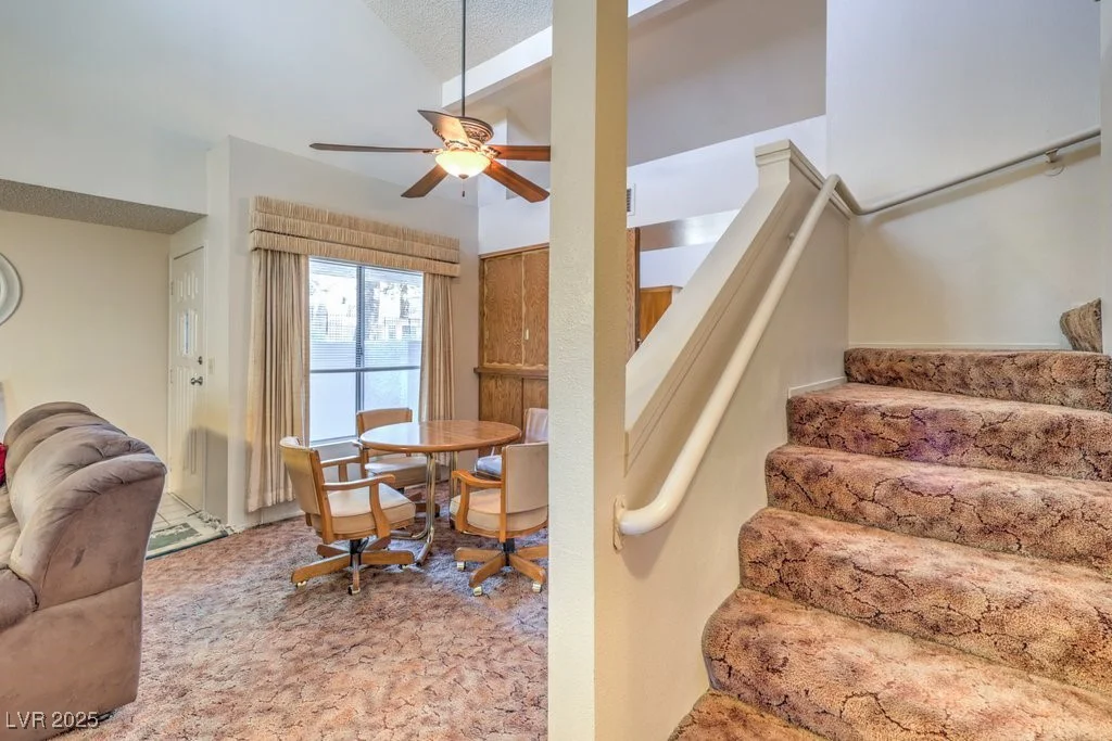 5655 Vineyard, Las Vegas, NV 89110