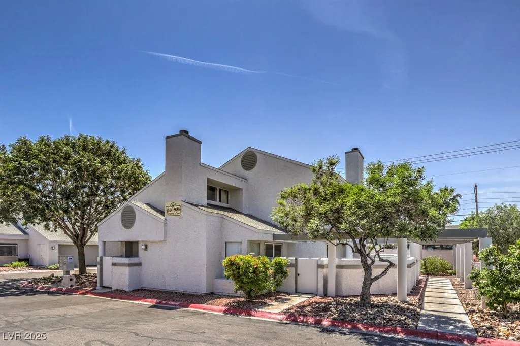 5655 Vineyard, Las Vegas, NV 89110