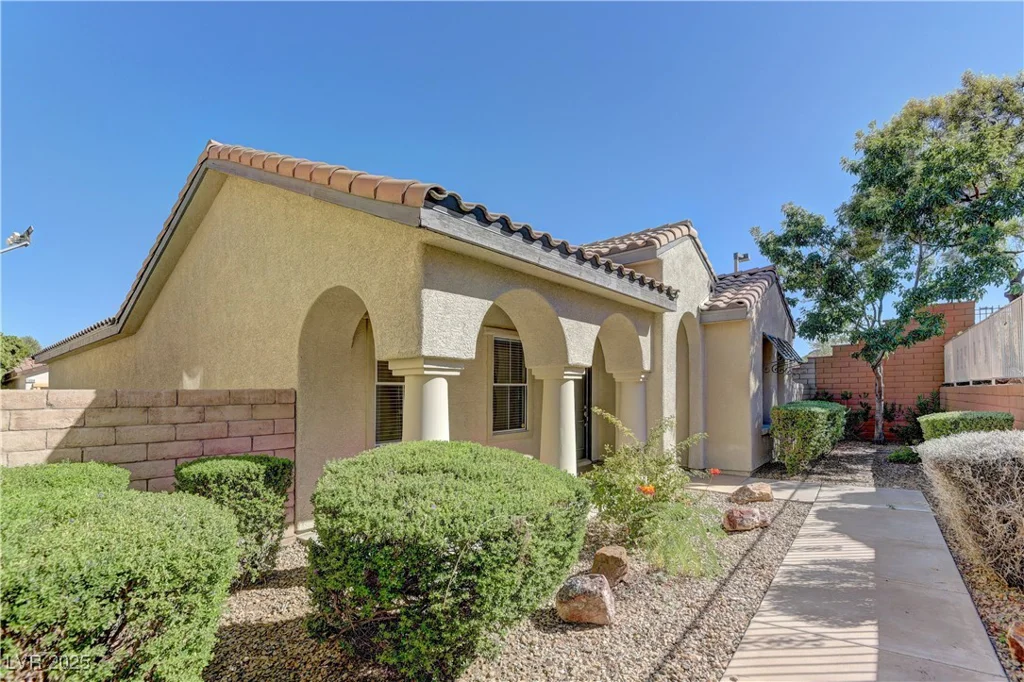 1067 Garden Cress, Las Vegas, NV 89138