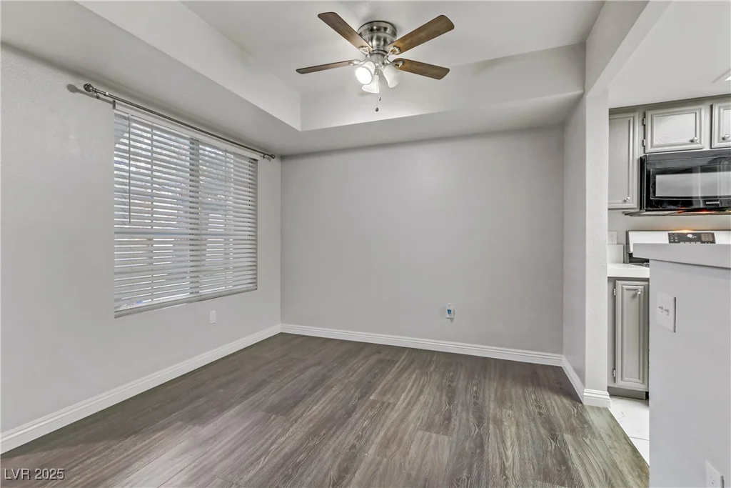 1900 High Valley, Las Vegas, NV 89128