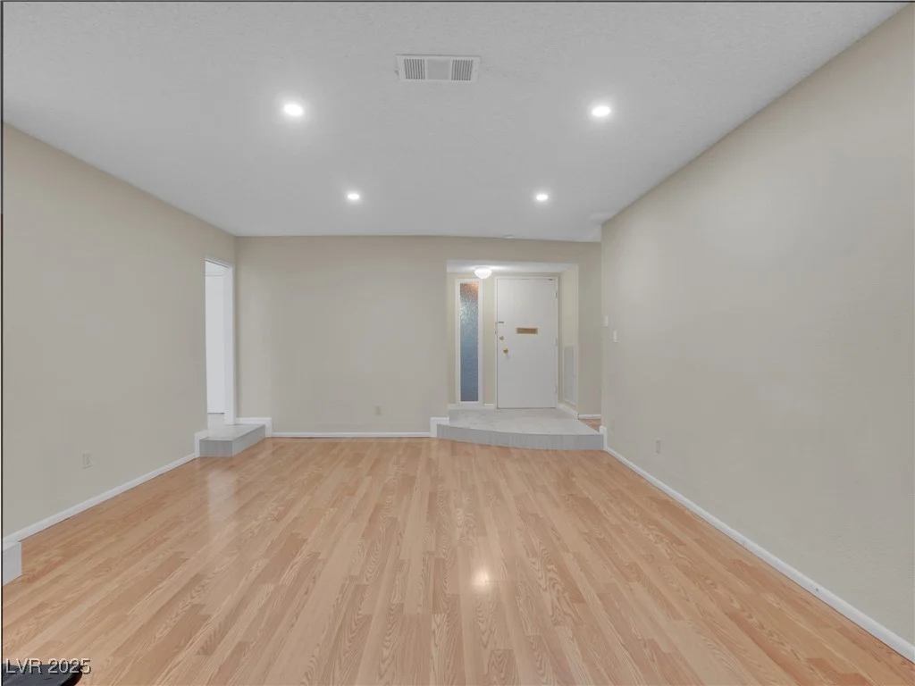 4475 El Carnal, Las Vegas, NV 89121