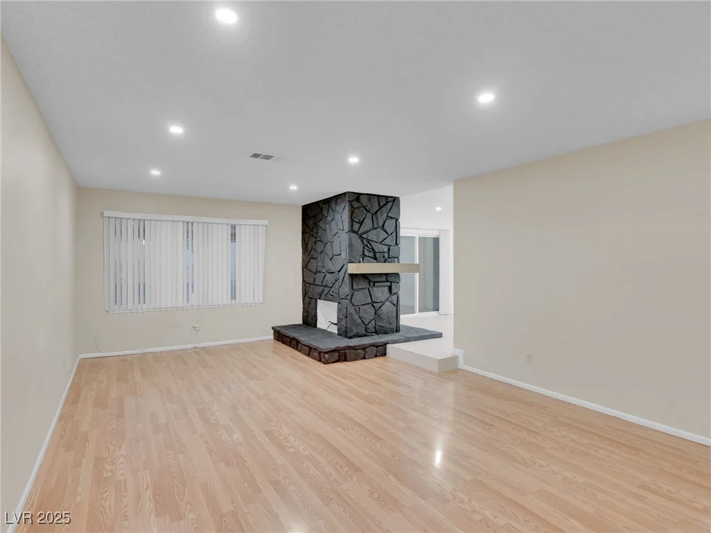 4475 El Carnal, Las Vegas, NV 89121