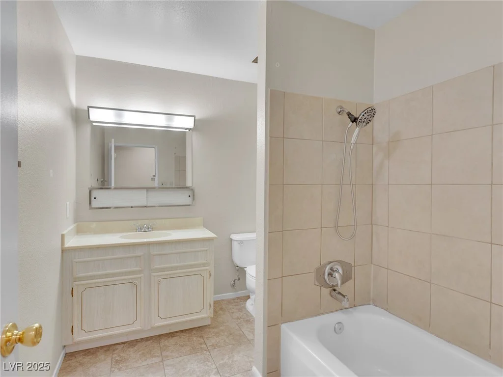 4475 El Carnal, Las Vegas, NV 89121