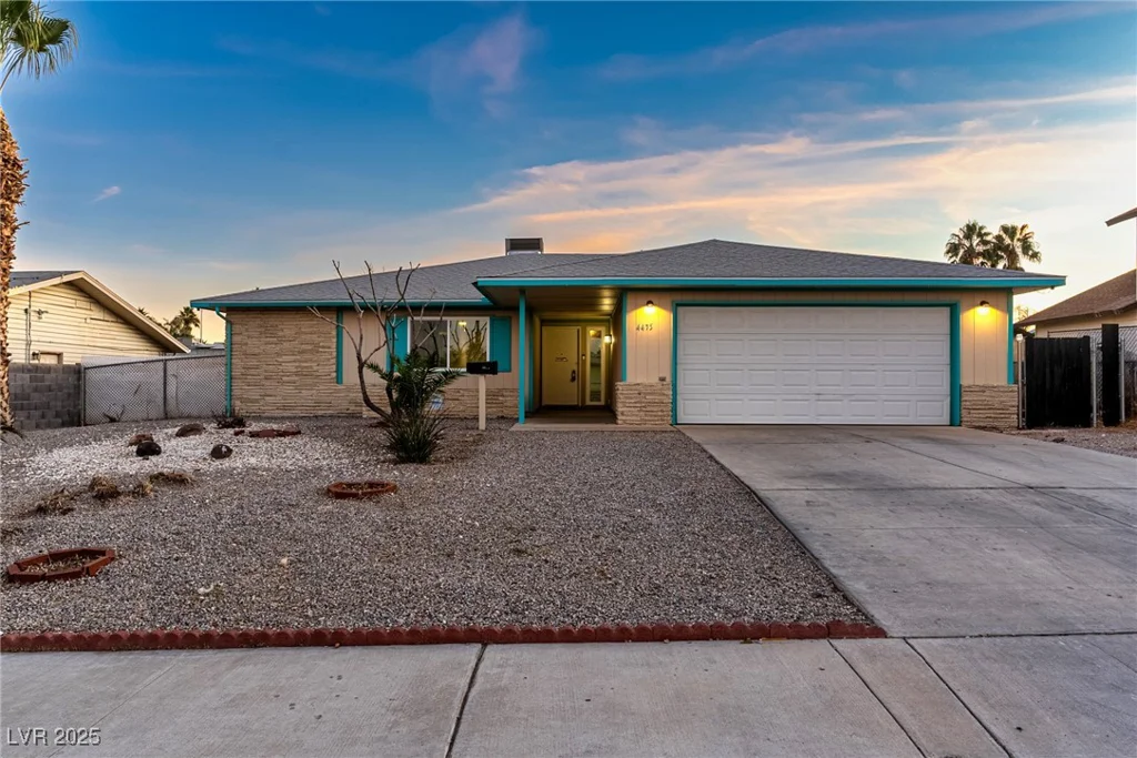 4475 El Carnal, Las Vegas, NV 89121