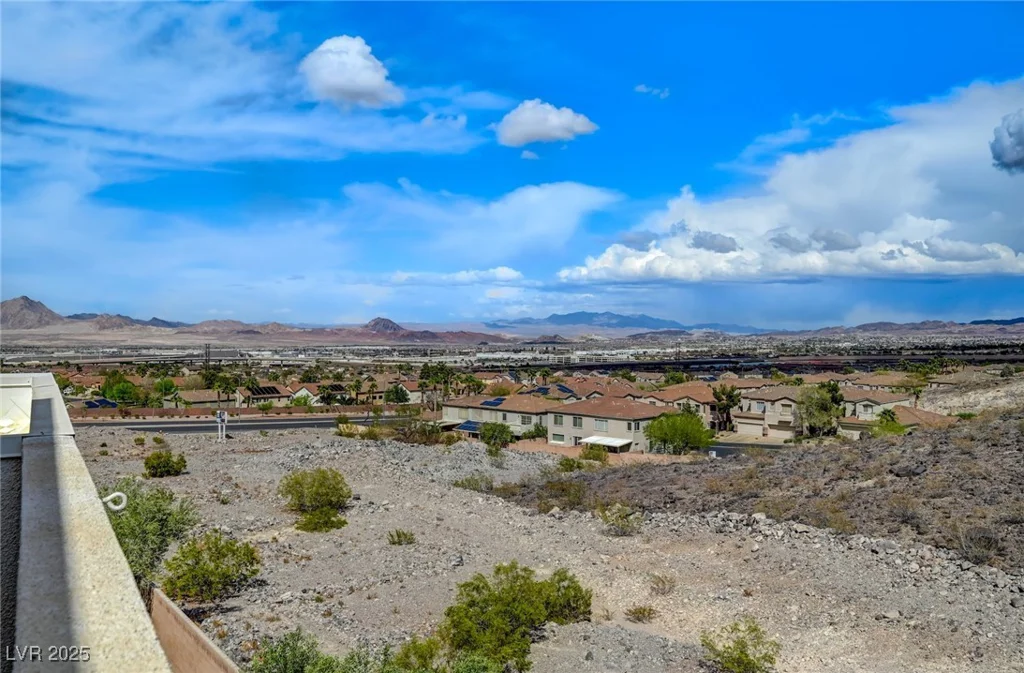 232 Errogie, Henderson, NV 89012