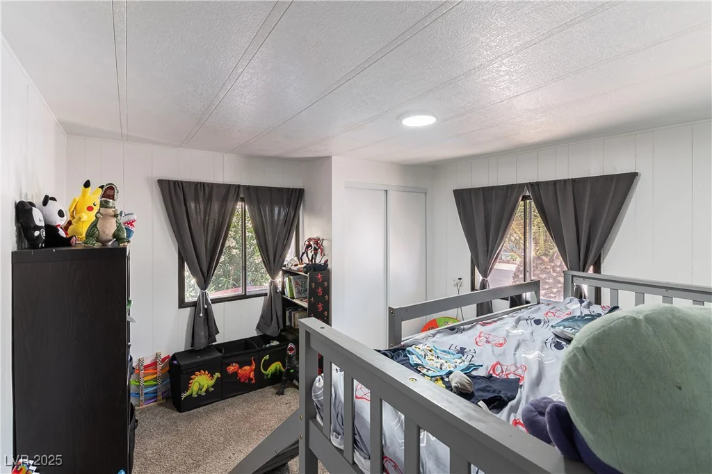 3386 Ewa Beach, Las Vegas, NV 89122