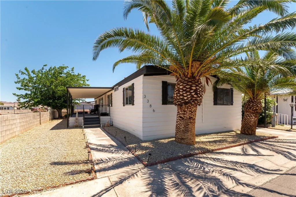 3386 Ewa Beach, Las Vegas, NV 89122
