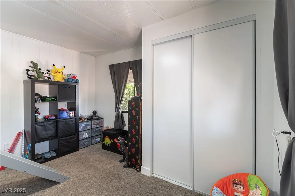 3386 Ewa Beach, Las Vegas, NV 89122