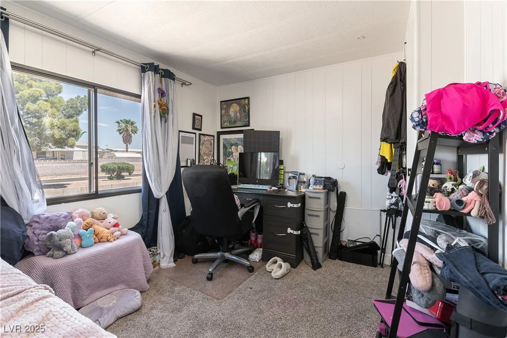 3386 Ewa Beach, Las Vegas, NV 89122