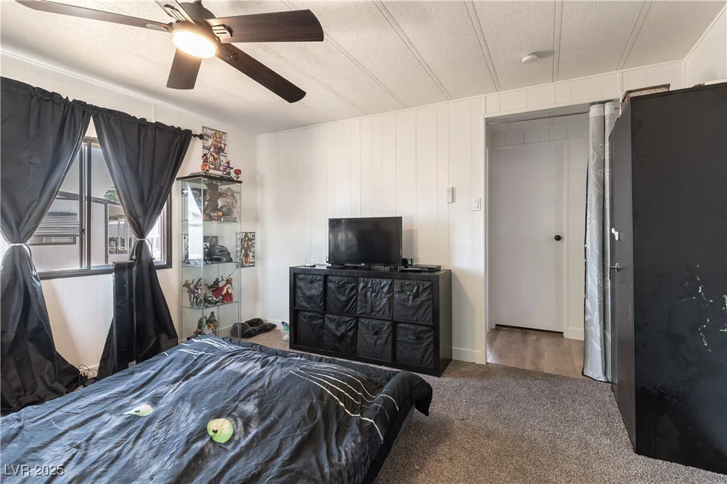 3386 Ewa Beach, Las Vegas, NV 89122