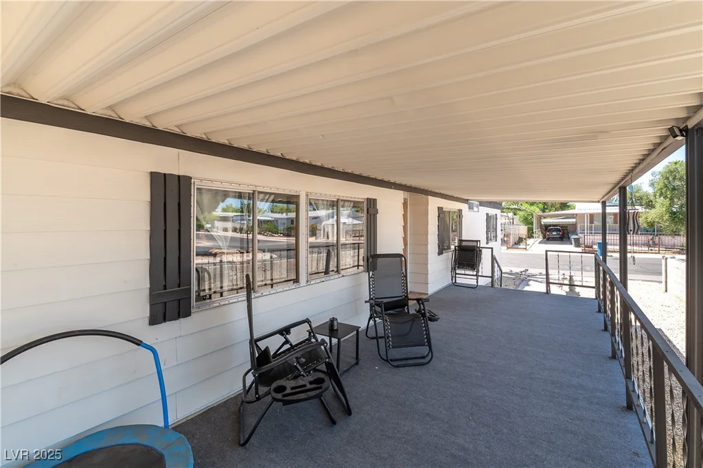 3386 Ewa Beach, Las Vegas, NV 89122