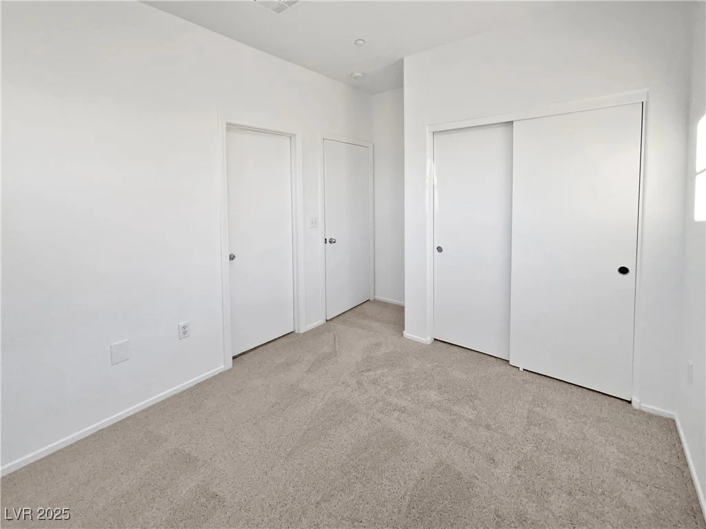 5965 Palmilla, North Las Vegas, NV 89031