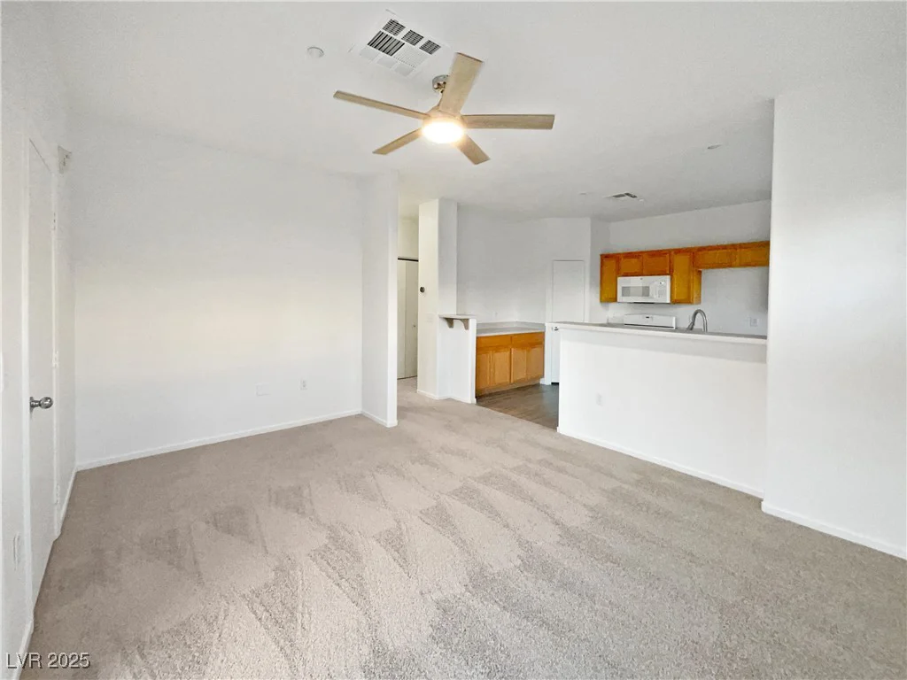 5965 Palmilla, North Las Vegas, NV 89031
