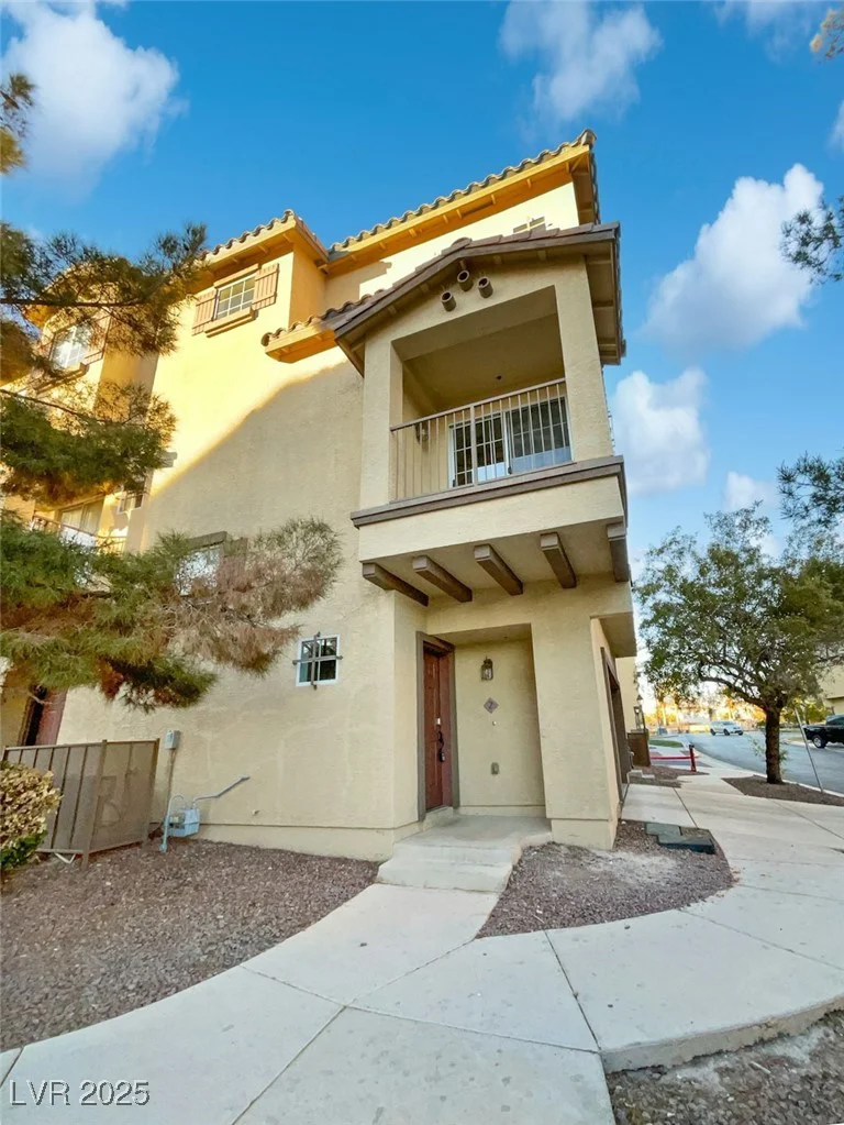 5965 Palmilla, North Las Vegas, NV 89031