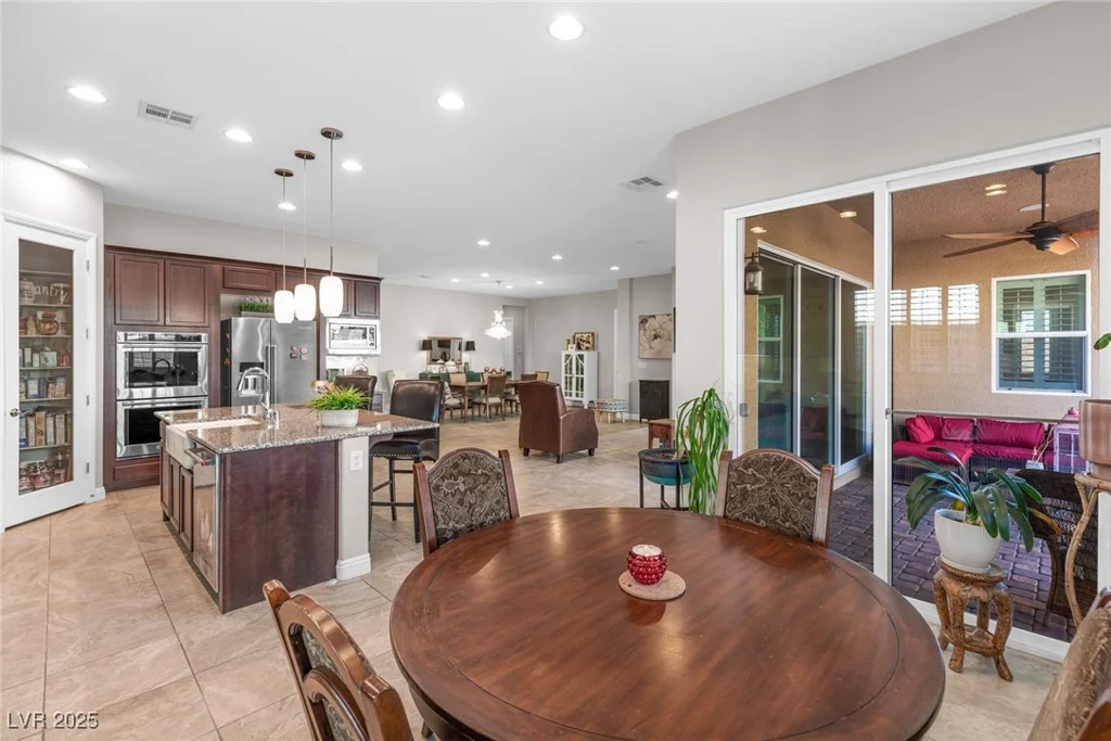7576 Windy Meadow, Las Vegas, NV 89178