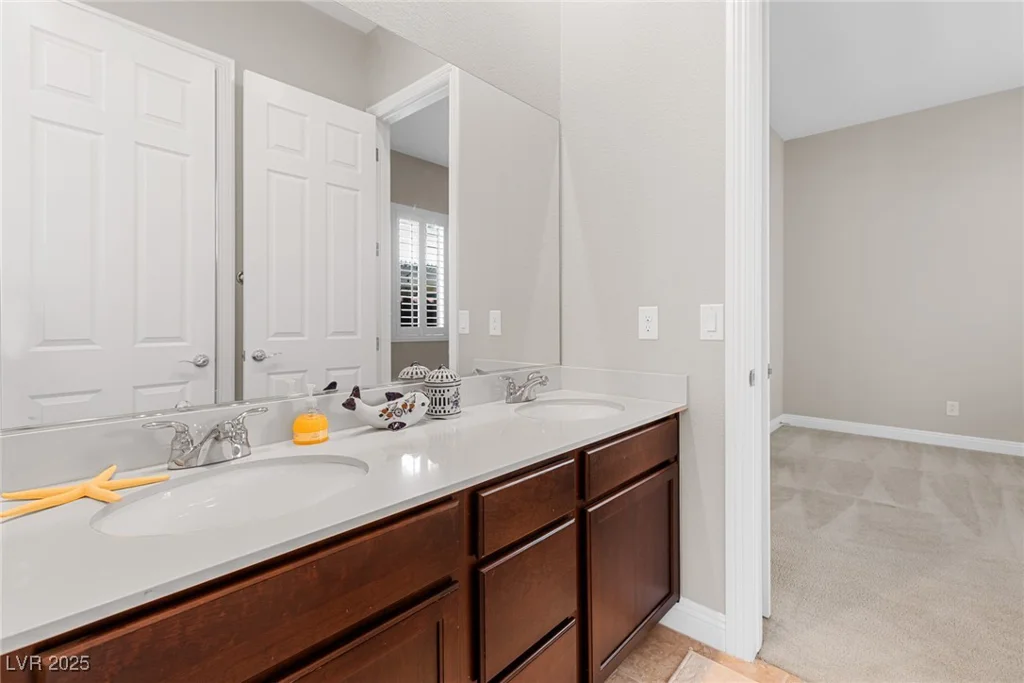 7576 Windy Meadow, Las Vegas, NV 89178