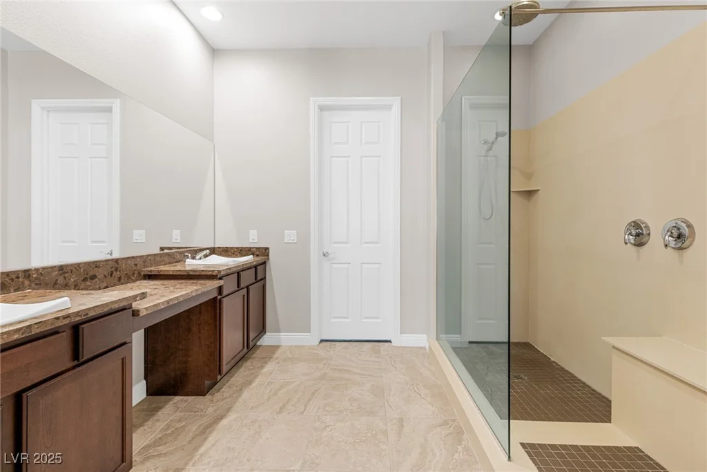 7576 Windy Meadow, Las Vegas, NV 89178