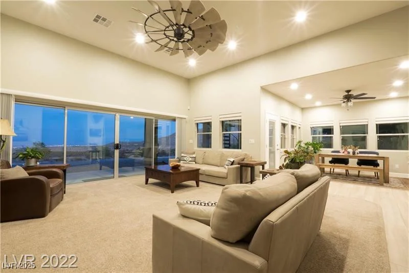 8068 Buena Vida, Las Vegas, NV 89166