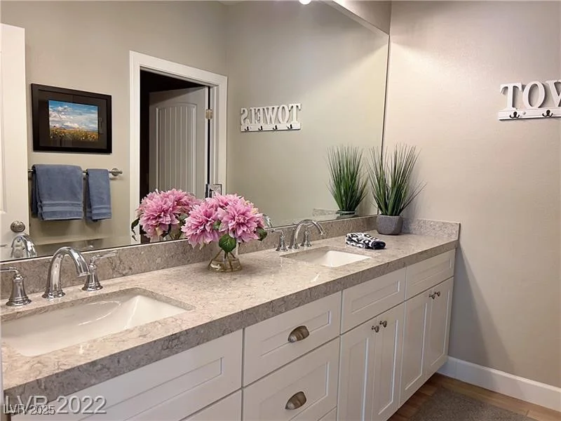 8068 Buena Vida, Las Vegas, NV 89166