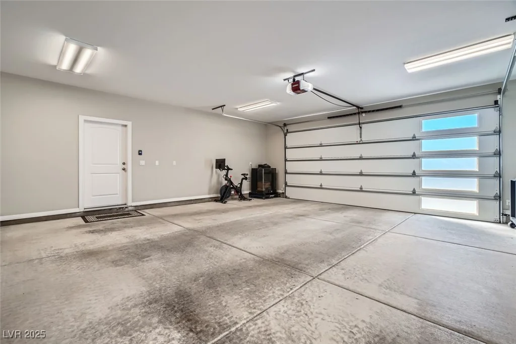 8068 Buena Vida, Las Vegas, NV 89166