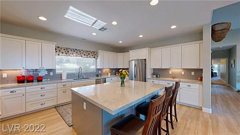 8068 Buena Vida, Las Vegas, NV 89166