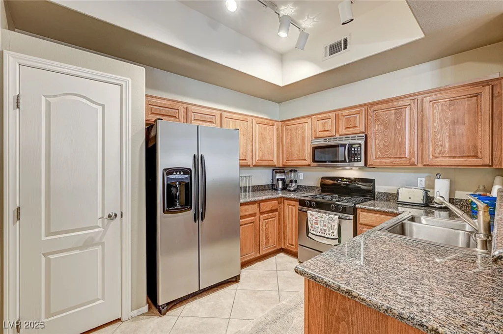 8985 Durango, Las Vegas, NV 89113