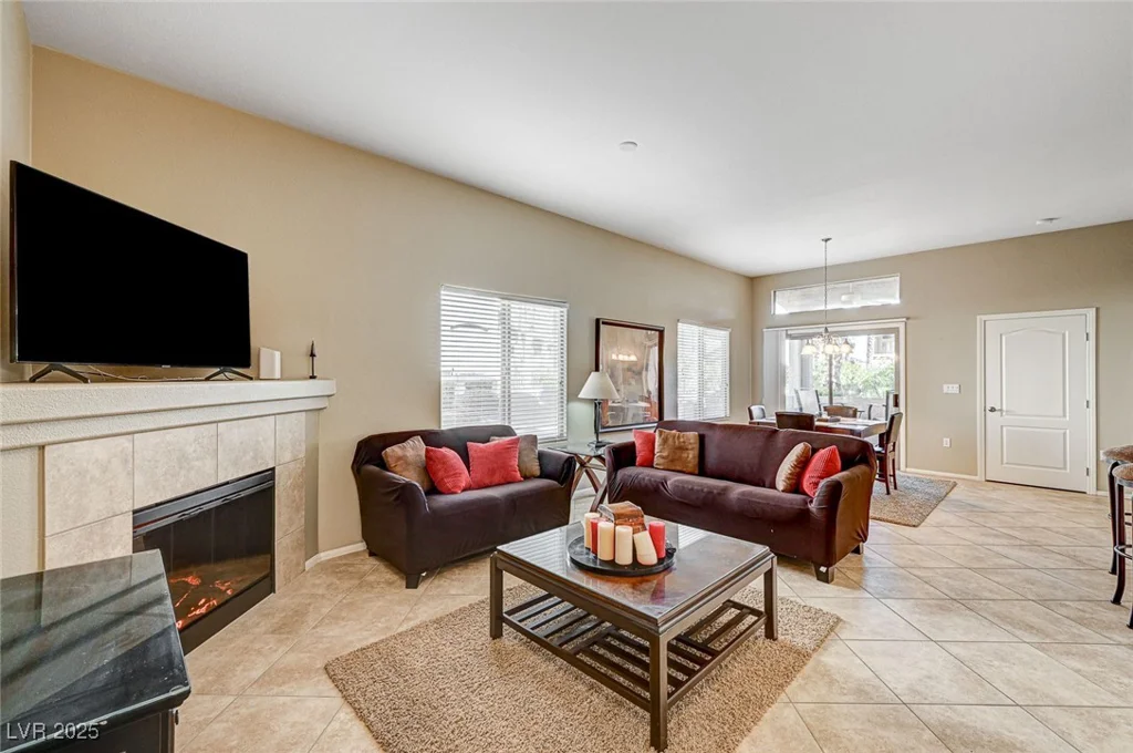 8985 Durango, Las Vegas, NV 89113