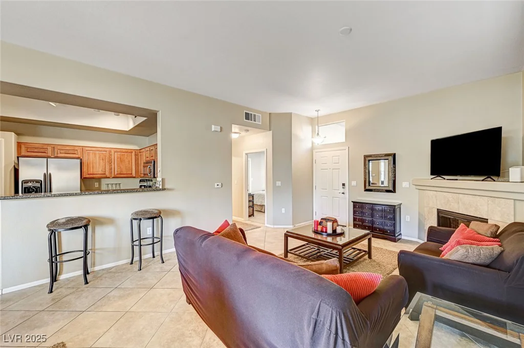 8985 Durango, Las Vegas, NV 89113