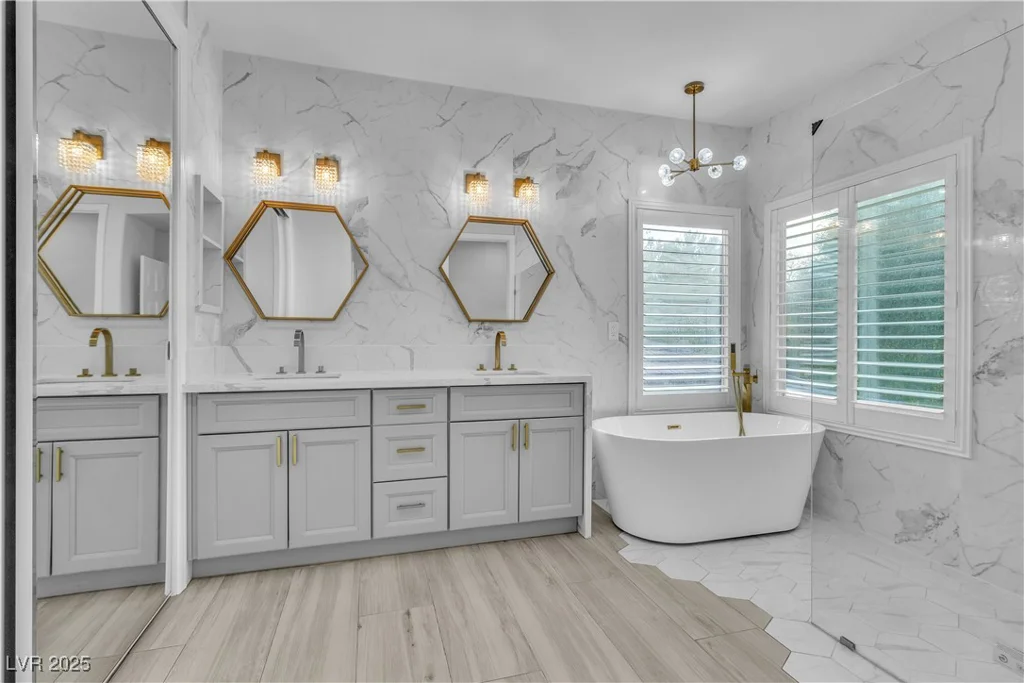 35 Moraine, Henderson, NV 89052