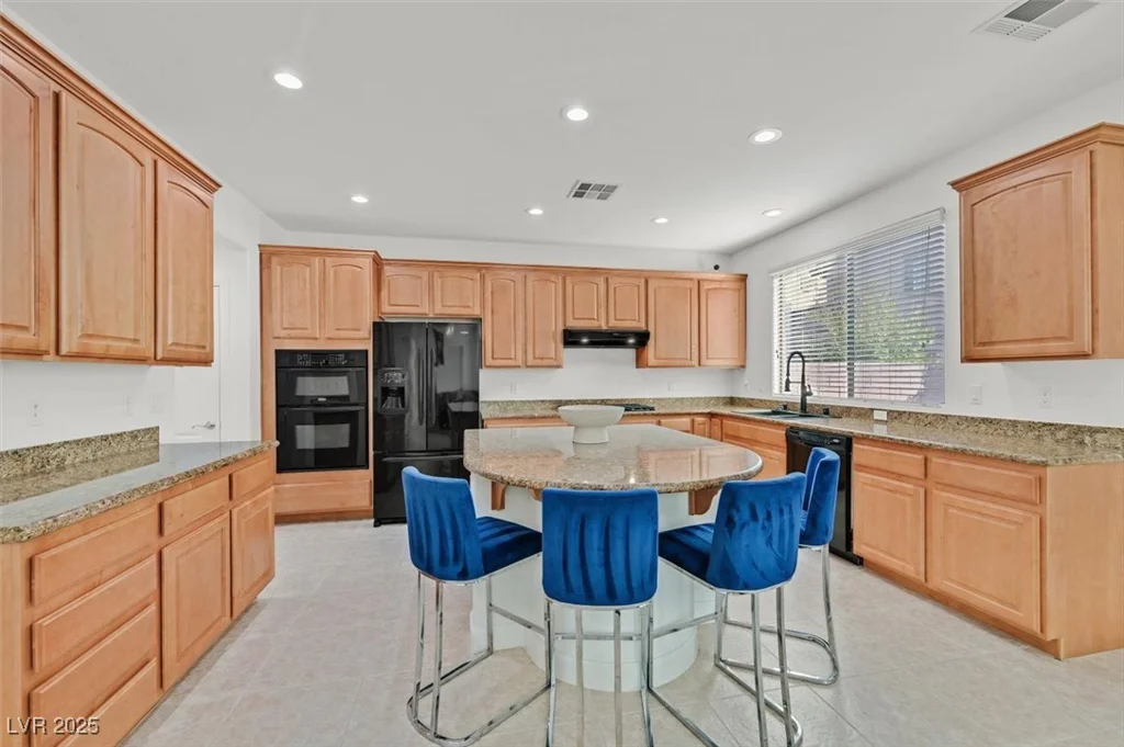 8212 Opal Falls, North Las Vegas, NV 89085