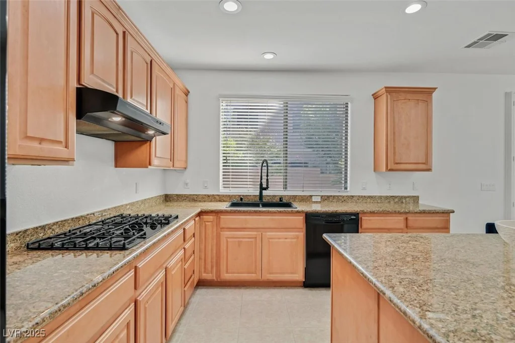 8212 Opal Falls, North Las Vegas, NV 89085