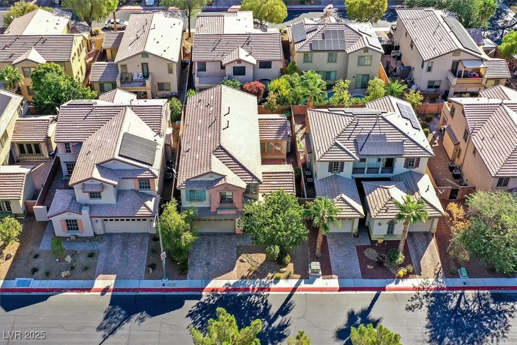 8212 Opal Falls, North Las Vegas, NV 89085