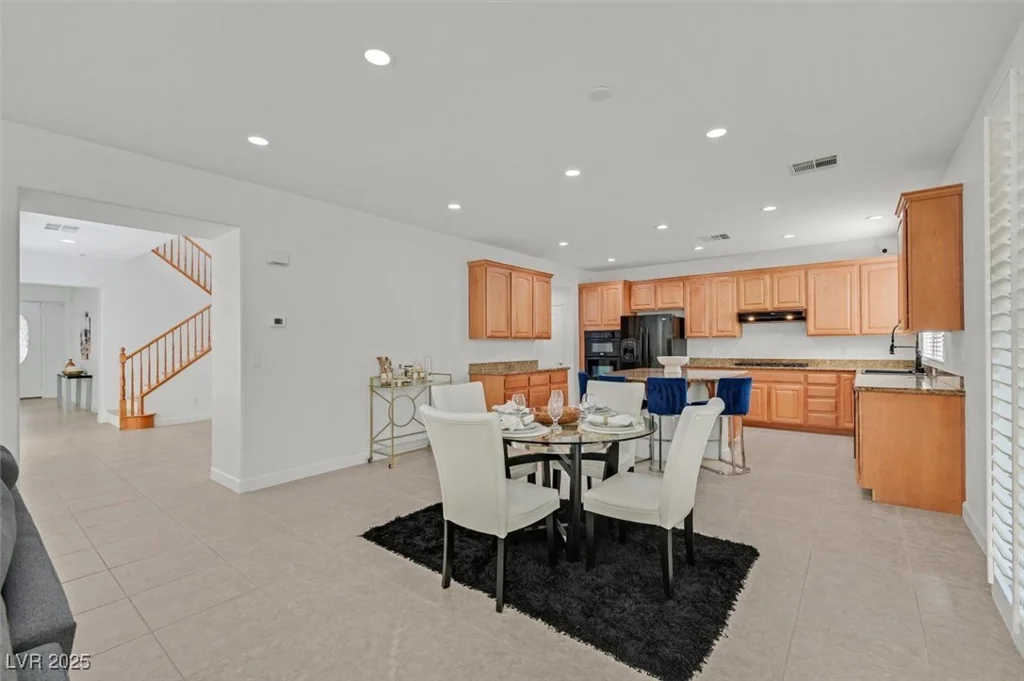 8212 Opal Falls, North Las Vegas, NV 89085