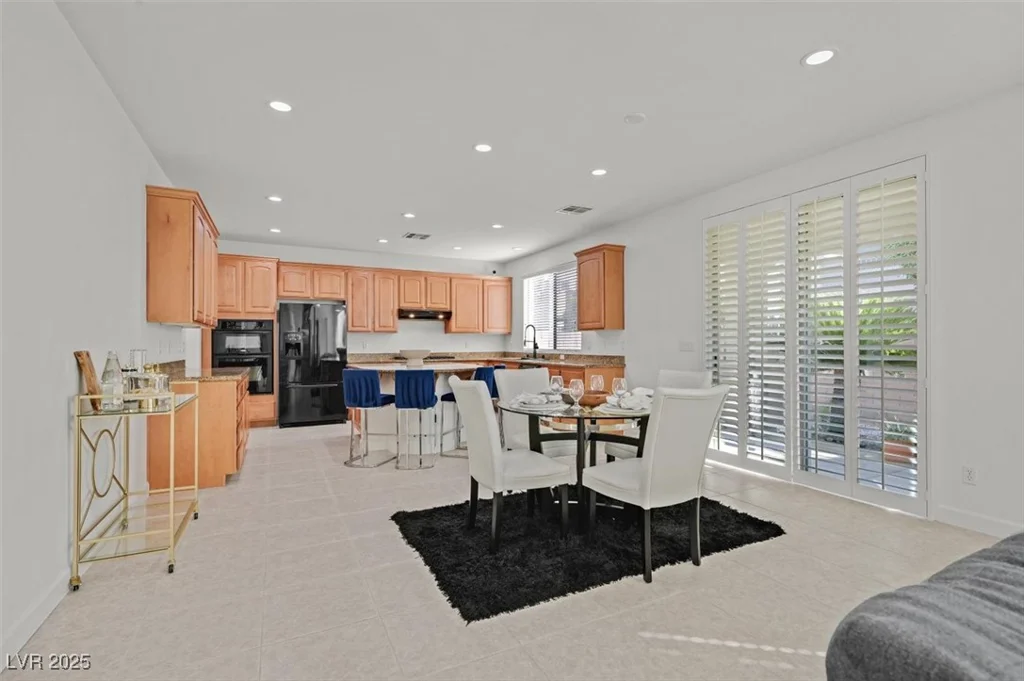 8212 Opal Falls, North Las Vegas, NV 89085