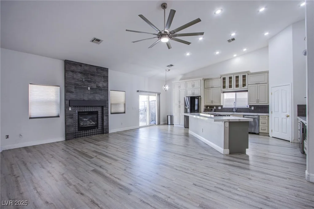 4101 Birchmont, Las Vegas, NV 89130