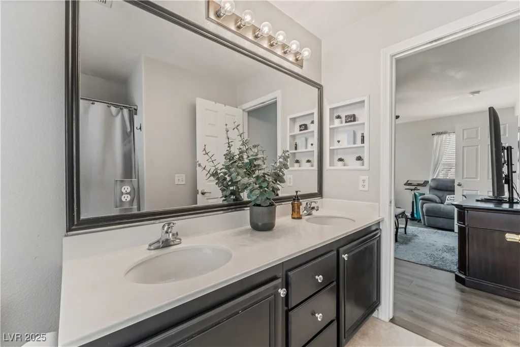 11016 Calder, Las Vegas, NV 89144