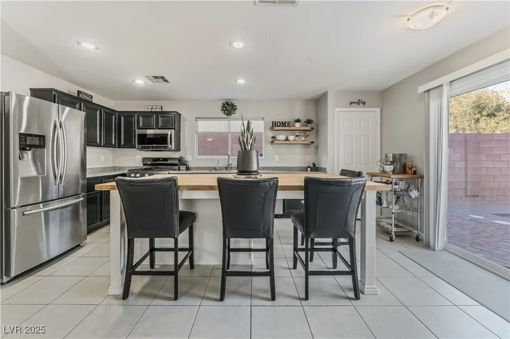 11016 Calder, Las Vegas, NV 89144